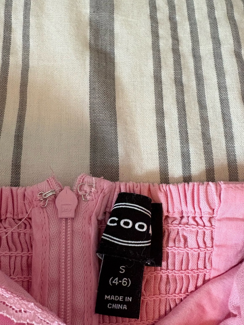 Scoop Pink Puff-Sleeve Midi Dress - Picture 2 of 2